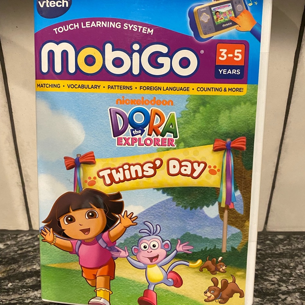 Dora the Explorer MobiGo game
